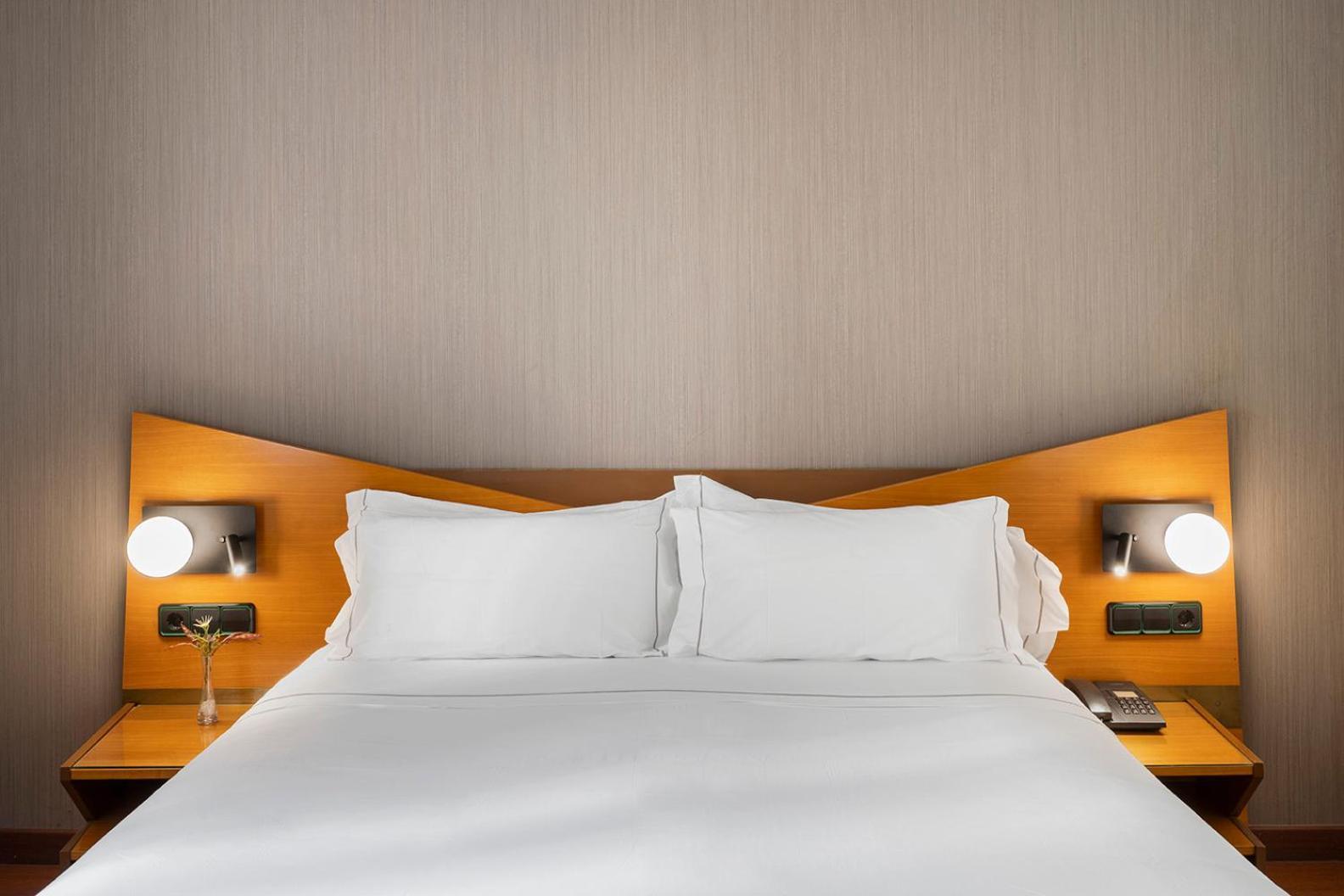 Hotel De L'isard 3*