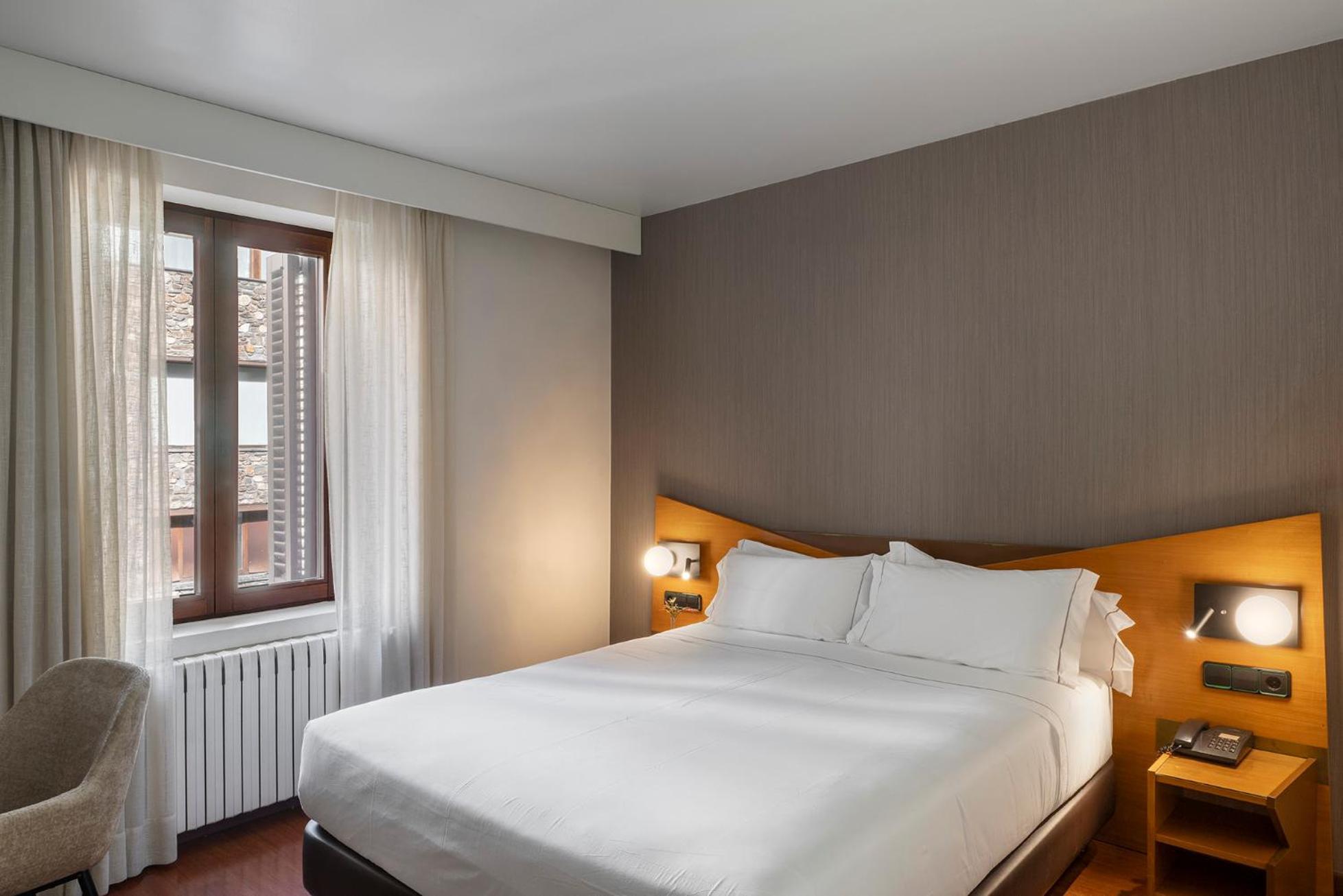 Hotel De L'isard Andorre-la-Vieille