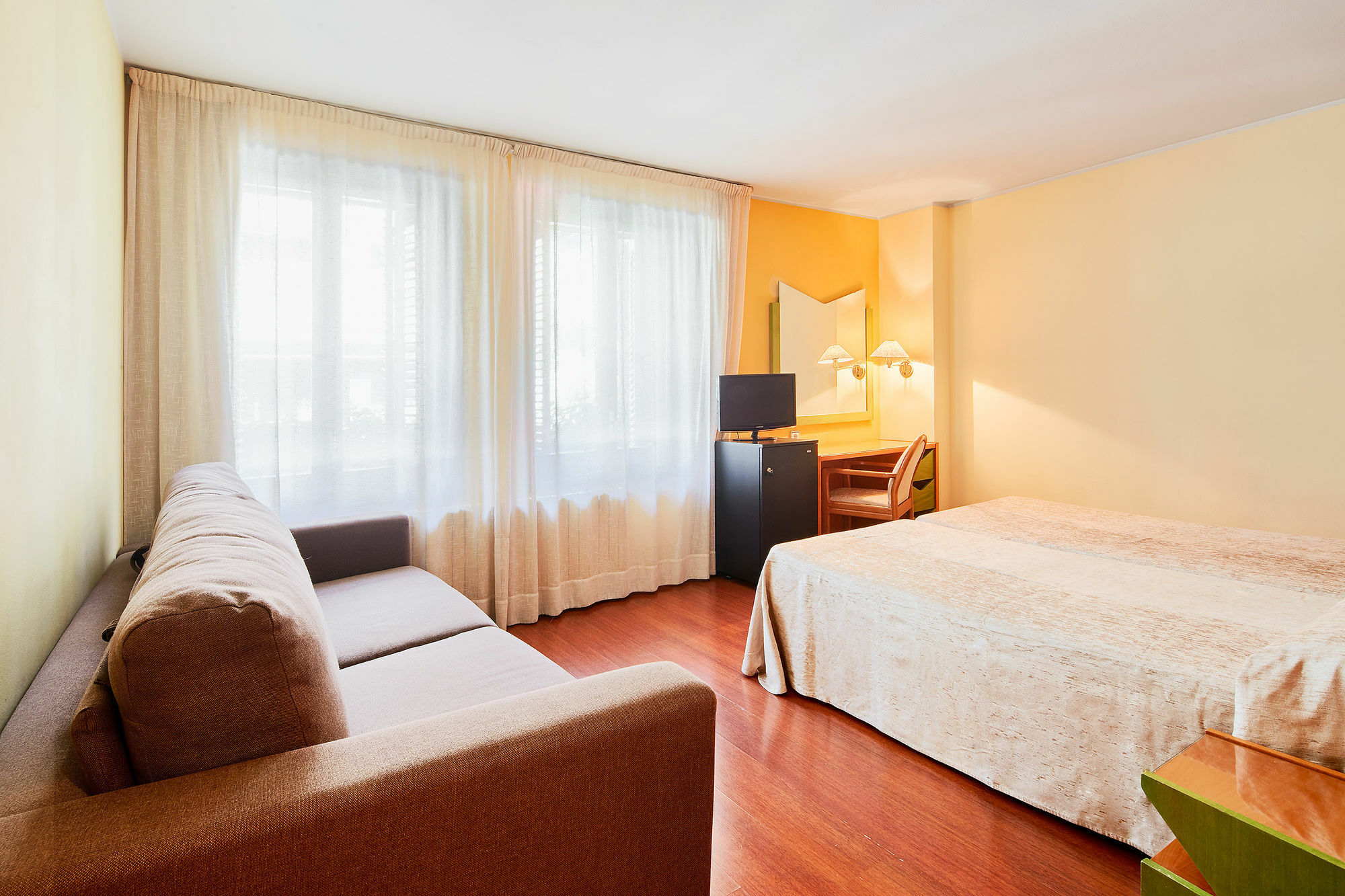 Hotel De L'isard Andorre-la-Vieille